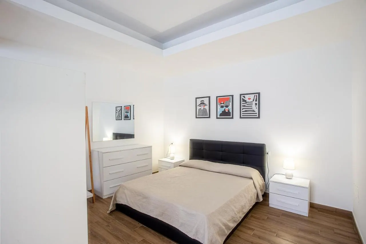Ichnos Loft 55 Apartman Olbia